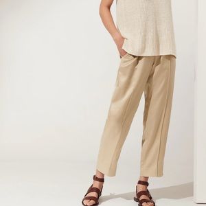 NEW Banana Republic Slim Satin Pant in Sand